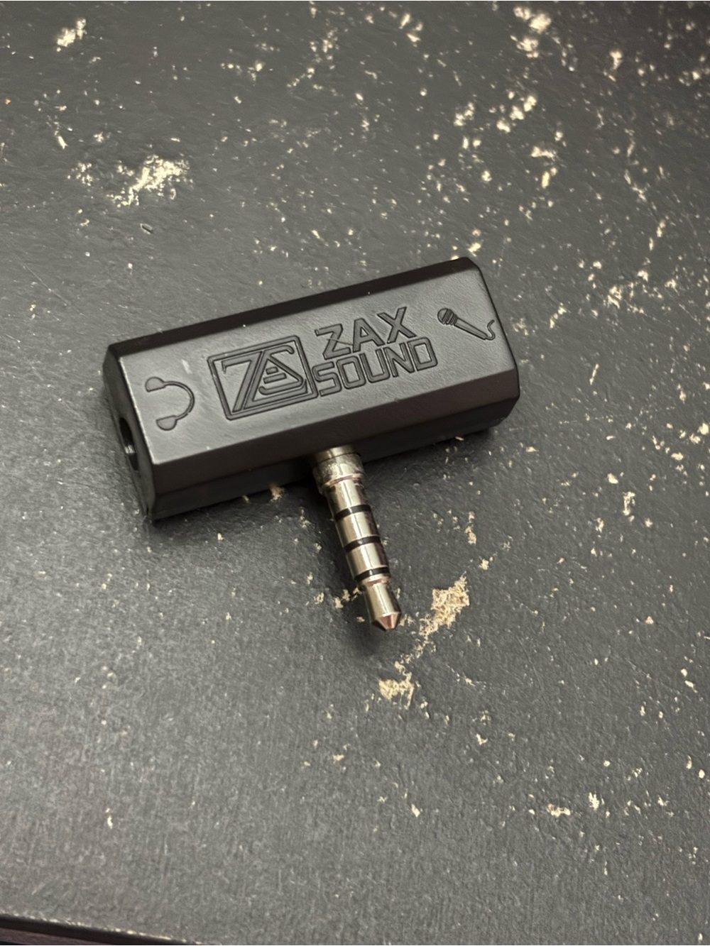 Black 3.5mm TRRS Audio Adapter